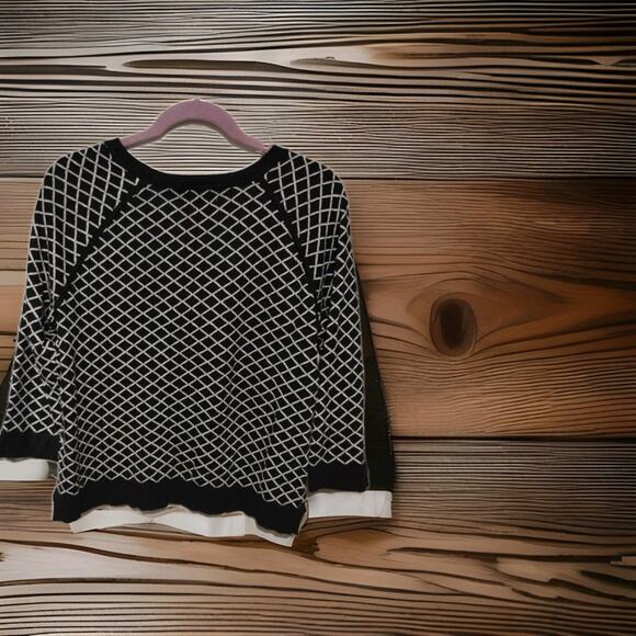 Philosophy Republic Clothing Sweater Womens Small Black Geometric 3/4 Sleeve - Picture 2 of 5